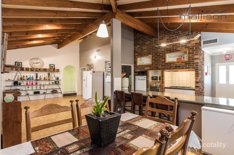 Property photo of 2 Discovery Drive Thornlie WA 6108