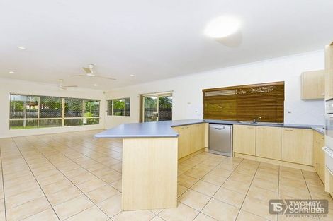 Property photo of 3 West Parkridge Drive Brinsmead QLD 4870
