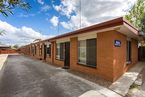 2/18 Regent St, Whittington, VIC 3219