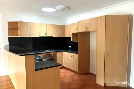 Property photo of 2/229 Lower Heidelberg Road Ivanhoe East VIC 3079