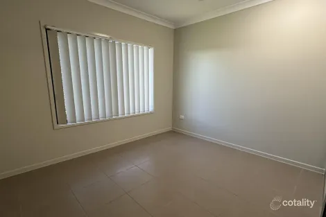 Property photo of 25 Stephanie Street Rasmussen QLD 4815