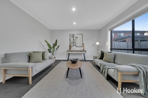 Property photo of 39 Paragon Drive Clyde North VIC 3978
