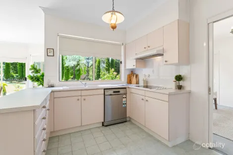 Property photo of 10 Copplestone Lane Bowral NSW 2576