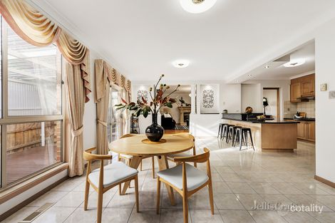 Property photo of 23 Oliver Court Mulgrave VIC 3170