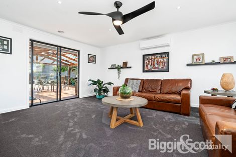 Property photo of 44 Tarongo Drive Aspendale VIC 3195