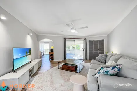 Property photo of 7 Gloucester Avenue Watanobbi NSW 2259