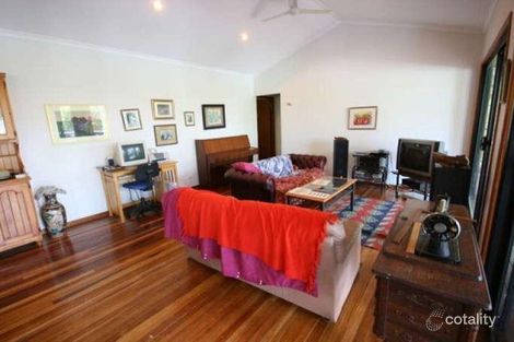 Property photo of 10 Macona Crescent Cannonvale QLD 4802