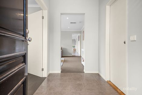 Property photo of 3 Murrumbidgee Street Manor Lakes VIC 3024