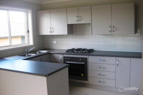 Property photo of 14 Kariboo Lane Mount Hutton NSW 2290