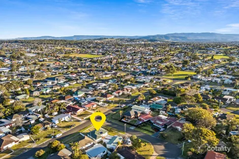 Property photo of 8 O'Neill Street Warilla NSW 2528