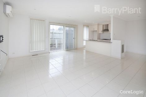 Property photo of 2/1521 Heatherton Road Dandenong North VIC 3175