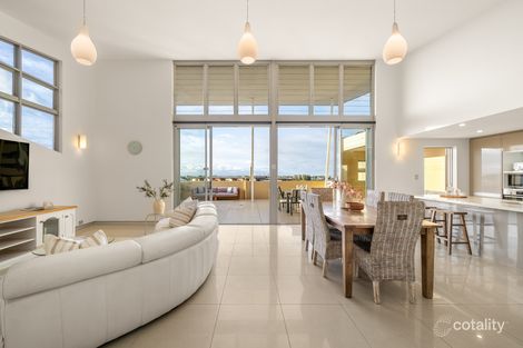 Property photo of 83 Marine Parade Redcliffe QLD 4020