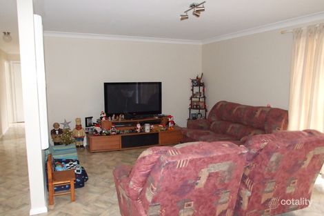 Property photo of 16 Rosewood Crescent Taree NSW 2430