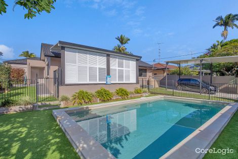Property photo of 2 The Glade Labrador QLD 4215