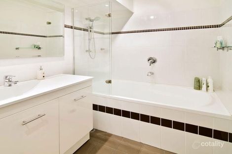 Property photo of 202/2 Broughton Road Artarmon NSW 2064