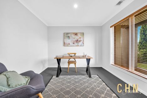 Property photo of 8 Gloriosa Way Point Cook VIC 3030