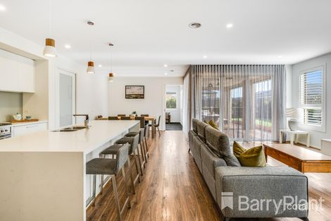 6 Lance Dr, Armstrong Creek, VIC 3217