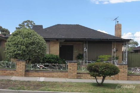 24 Vincent Ave, St Albans, VIC 3021