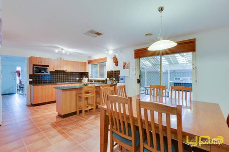 Property photo of 126 Thames Boulevard Tarneit VIC 3029