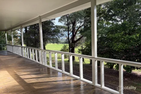 Property photo of 160 Foxground Road Foxground NSW 2534