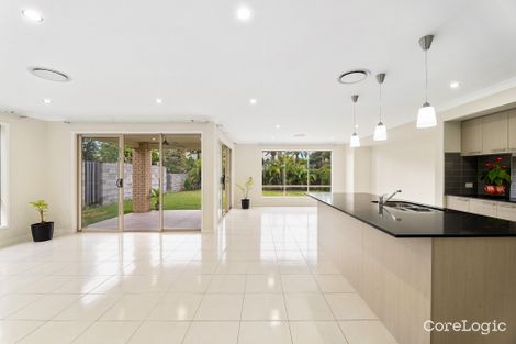 Property photo of 27 Harbour Rise Hope Island QLD 4212