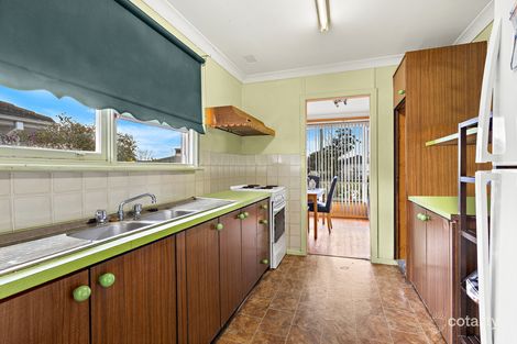 Property photo of 56 Poplar Avenue Albion Park Rail NSW 2527