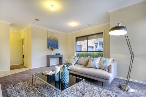 Property photo of 2/128 Boldrewood Parade Reservoir VIC 3073