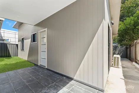 Property photo of 576 Warringah Road Forestville NSW 2087