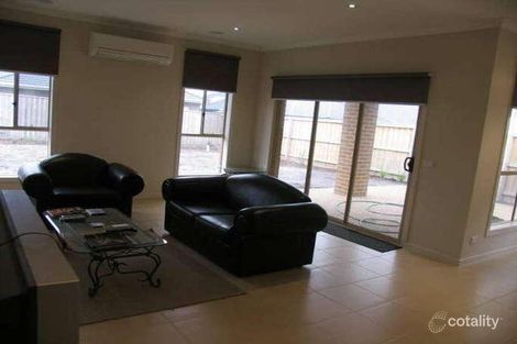 Property photo of 20 Arena Parade Officer VIC 3809