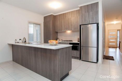 Property photo of 26 Middlesborough Drive Craigieburn VIC 3064