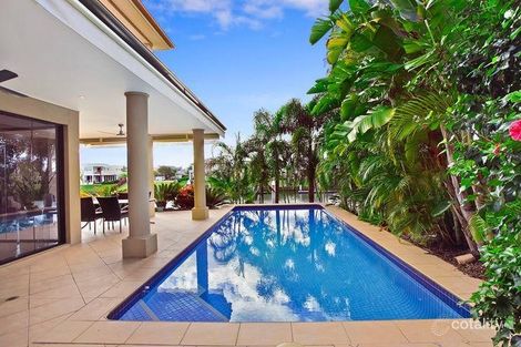 Property photo of 2162 Beaufort Way Hope Island QLD 4212