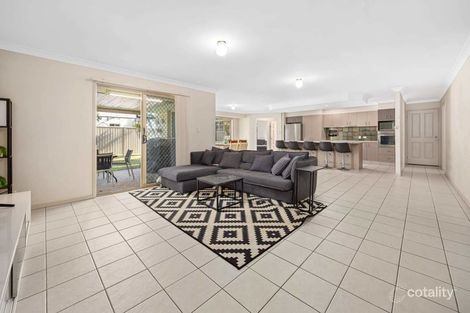 Property photo of 12 Stringybark Drive Molendinar QLD 4214
