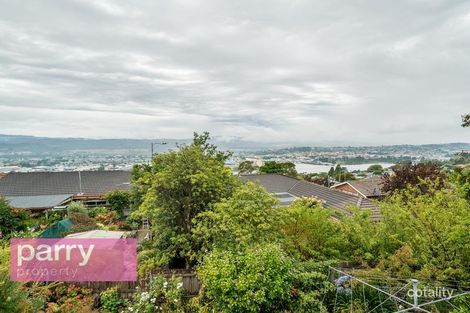 Property photo of 16 Whitford Grove Trevallyn TAS 7250