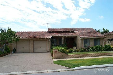 33 Whimbrel St, Stirling, WA 6021