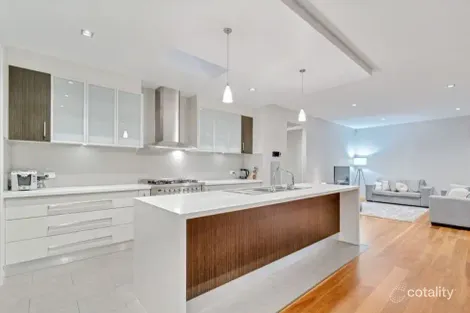 Property photo of 400 Boardwalk Boulevard Point Cook VIC 3030