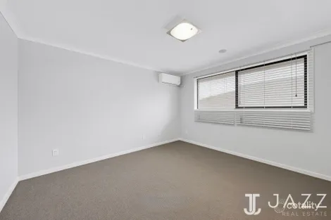 Property photo of 13 Millpond Drive Point Cook VIC 3030