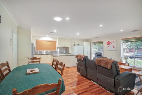 Property photo of 13 Myall Crescent Lake Albert NSW 2650