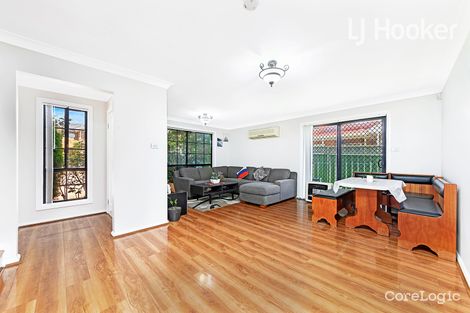 Property photo of 4/34 First Avenue Hoxton Park NSW 2171