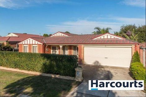 Property photo of 5 Nerrena Rise Cranbourne West VIC 3977