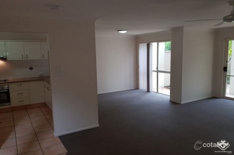 Property photo of 8/11-17 Beachcomber Court Burleigh Waters QLD 4220