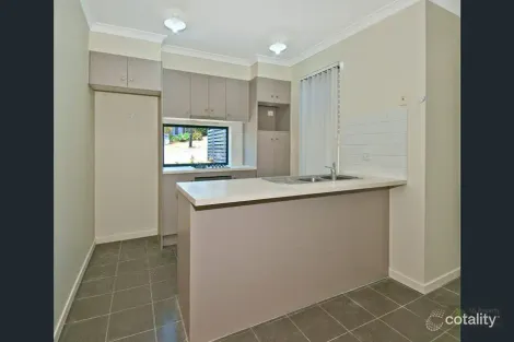 Property photo of 27 Orlando Drive Holmview QLD 4207