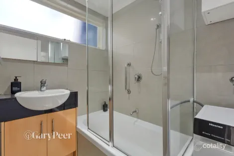 Property photo of 1/32 Jersey Parade Carnegie VIC 3163