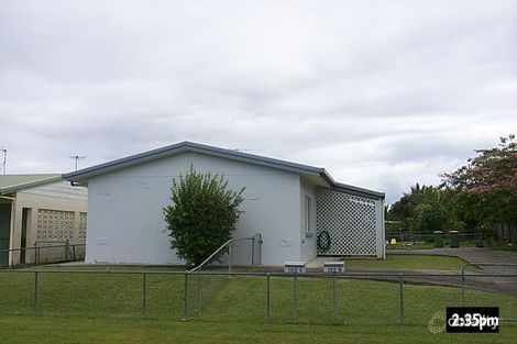 4 Phoenix St, White Rock, QLD 4868