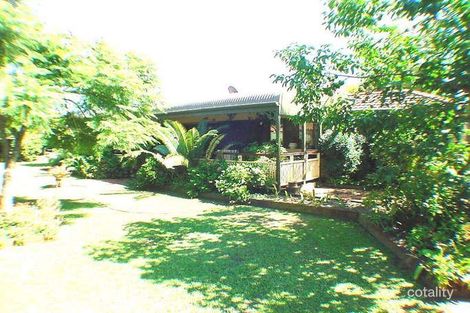 Property photo of 24 Ballard Place Coombabah QLD 4216