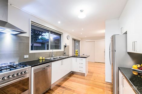 Property photo of 6 Tiverton Drive Mulgrave VIC 3170