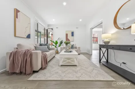 Property photo of 12 Damon Road Mount Waverley VIC 3149