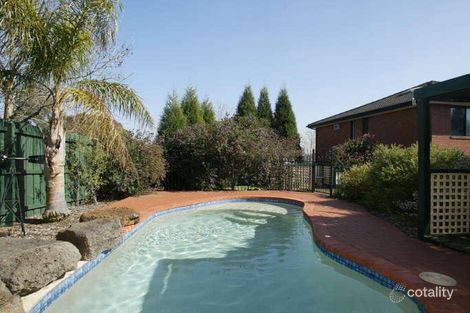 Property photo of 39 Farview Drive Rowville VIC 3178