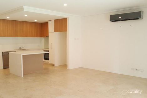 Property photo of 8 Parnell Boulevard Robina QLD 4226