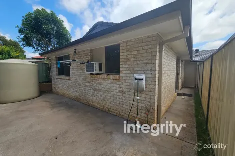 14 Yeovil Dr, Bomaderry, NSW 2541