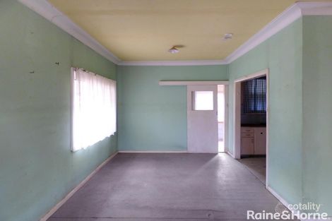 Property photo of 37 Gordon Street Young NSW 2594